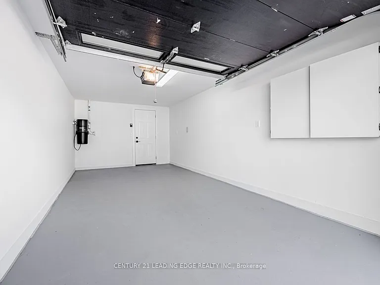 48B Maybourne Ave — Photo 30