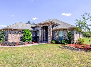 987 Brushed Dune Cir, Freeport, FL 32439