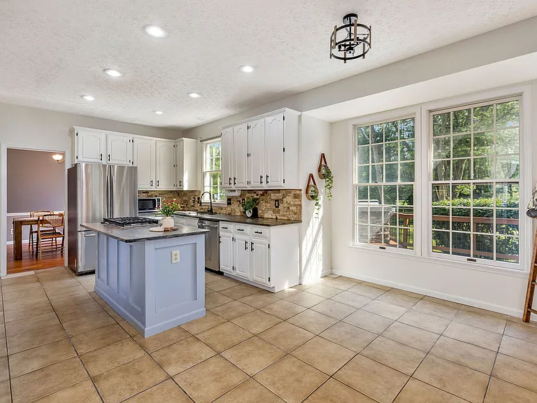 3291 Shadylake Dr — Photo 14