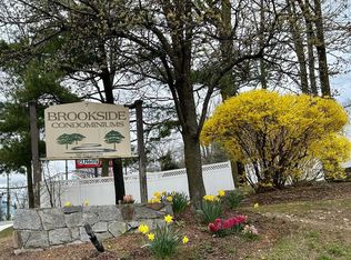 7 Padanaram Rd #H164, Danbury, CT 06810