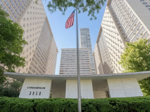 3950 N Lake Shore Dr, Chicago, IL