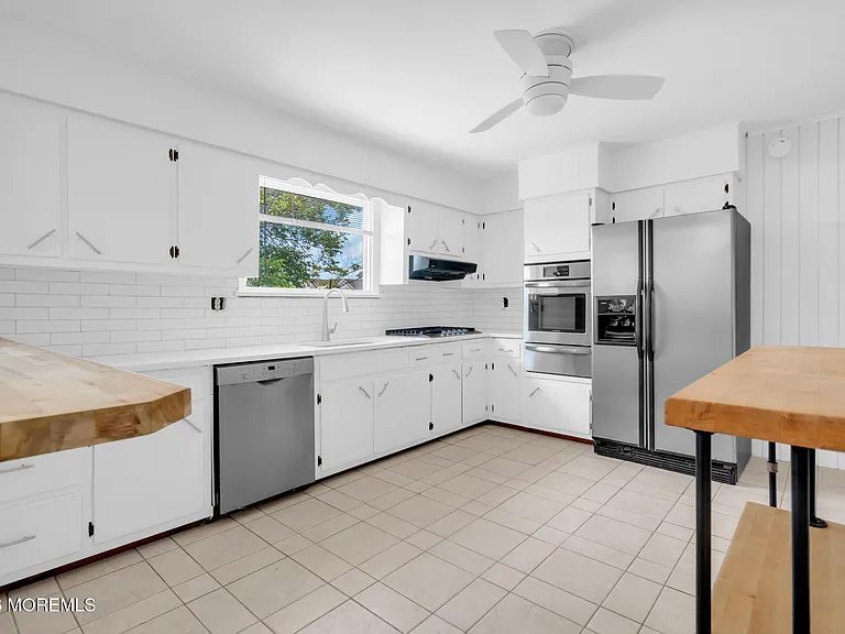 10 Harbour Way — Photo 14