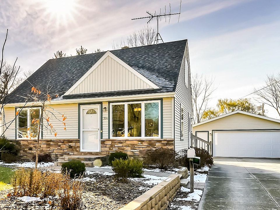 1st image of 324 Parkfield Dr