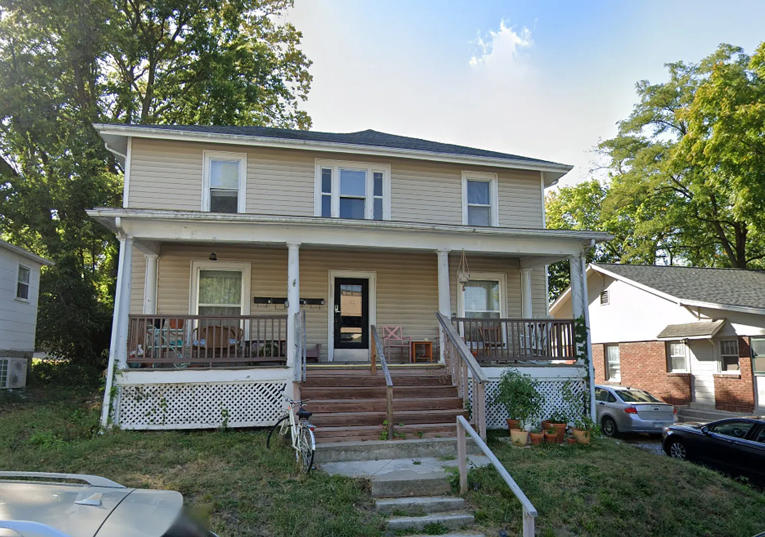 103 Hubbell — Photo 1
