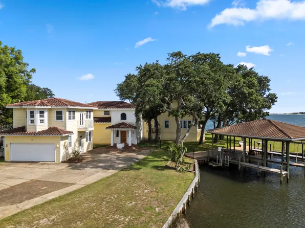 39 Mariners Ln, Fort Walton Beach, FL 32569