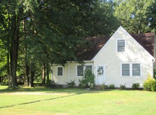 616 E 5th Ave, Kenbridge, VA 23944