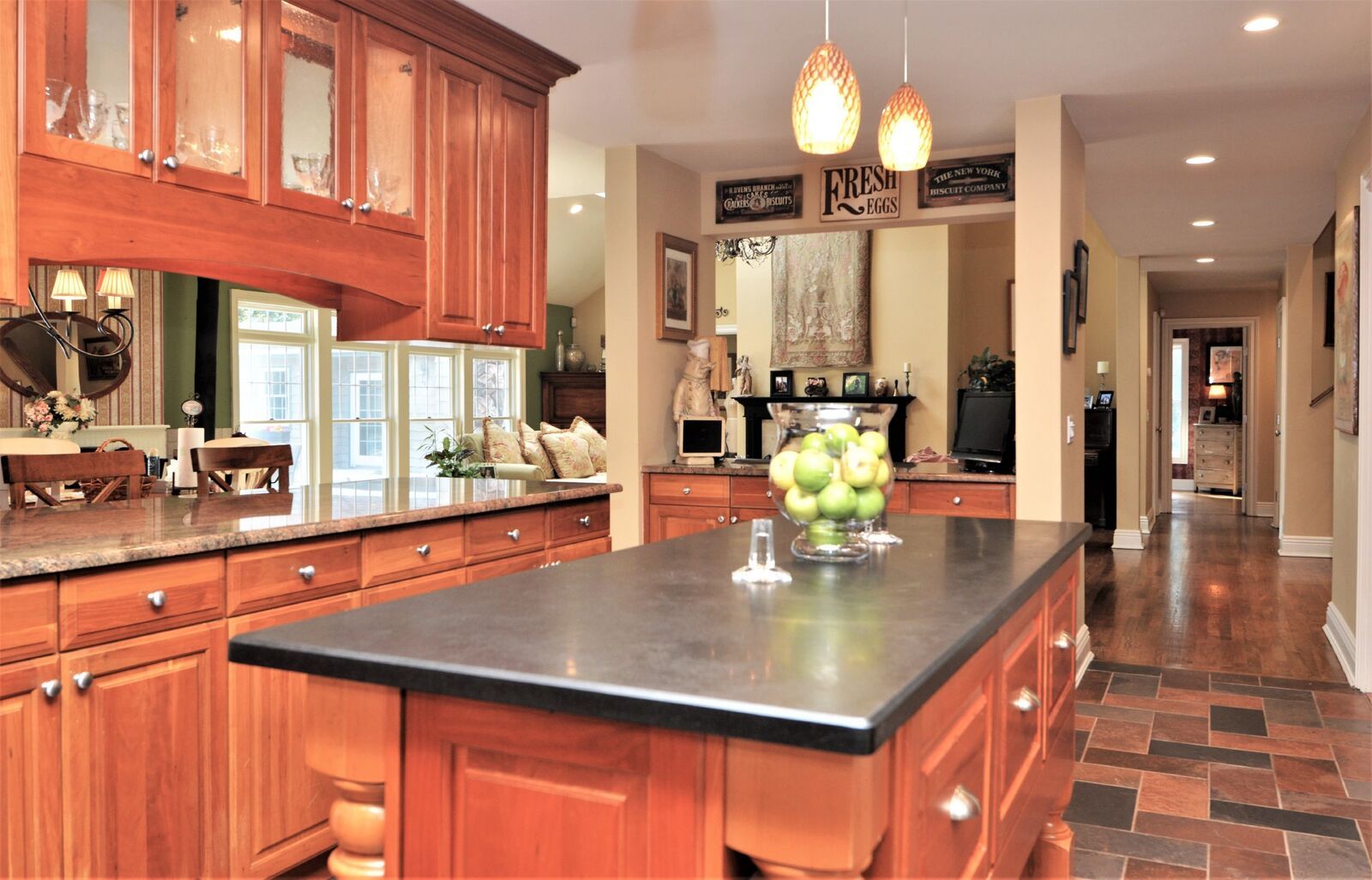  Chef's Kitchen 