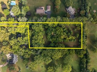 1N655 Ingalton Ave, West Chicago, IL 60185