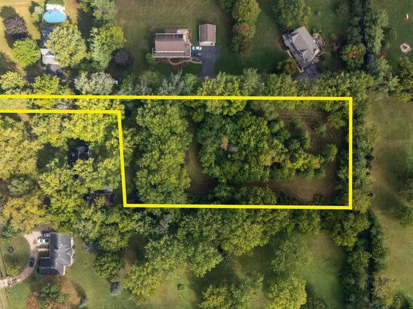 1N655 Ingalton Ave, West Chicago, IL 60185