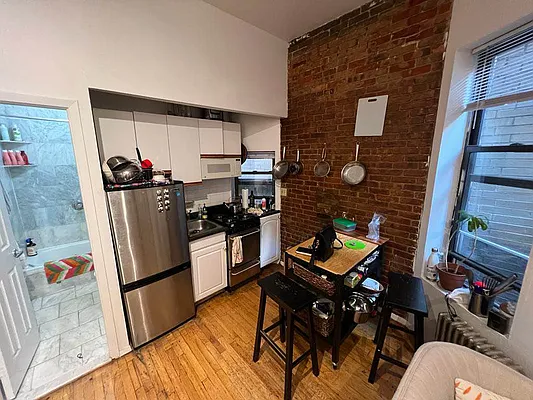 Rented by Best Apartments North Inc | media 6