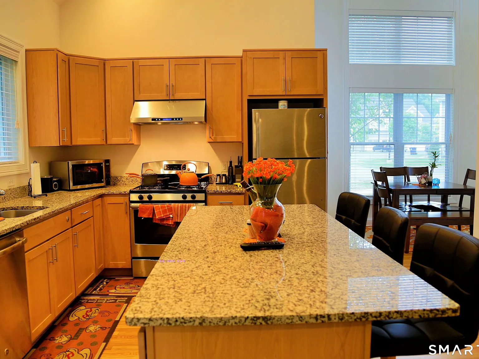 2 bed, 2.5 bath, 1778 sqft, $3,500 — Photo 4