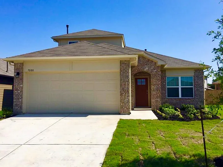 7008 Loretta White Ln — Photo 1