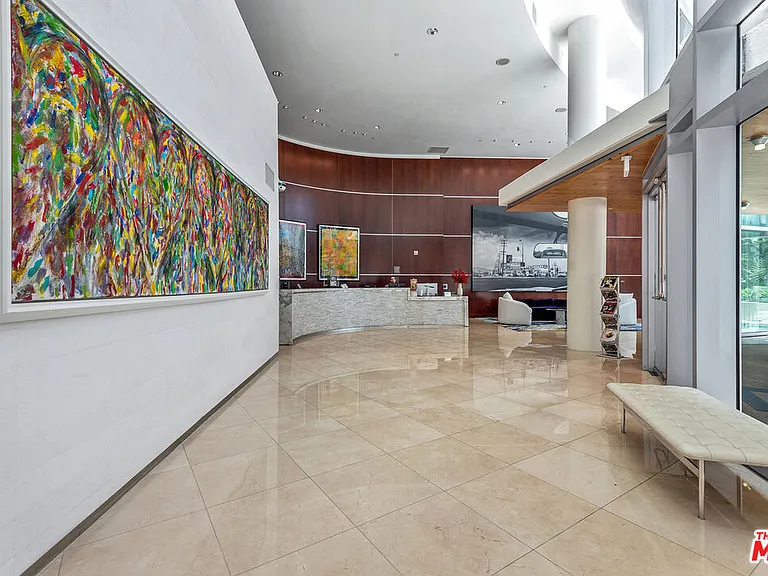 13700 Marina Pointe Dr #327 — Photo 15