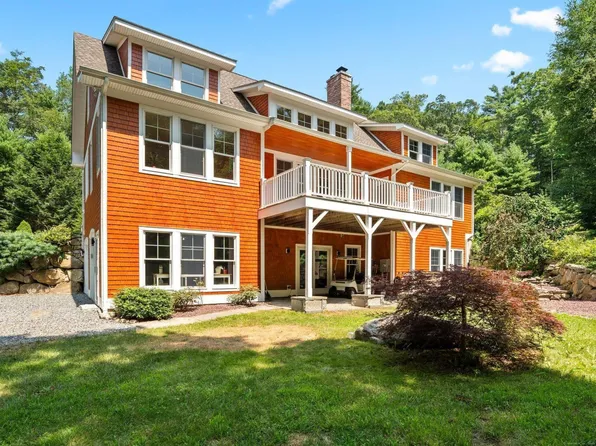 349 Beach Pond Road, Voluntown, CT 06384