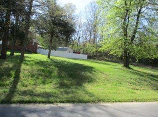 100 Candace Ct, Thomasville, NC 27360