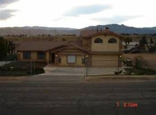 8261 Buckthorn Ave, Hesperia, CA 92345