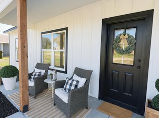 206 Hickory St, Americus, KS 66835