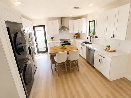 1701 NW 18th Ave #A Photo 1 1701 NW 18th Ave #A Photo 1
