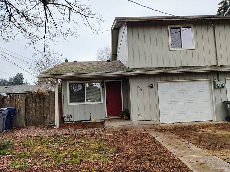 Nice Two Bedroom Duplex In Bethel Area — Photo 12