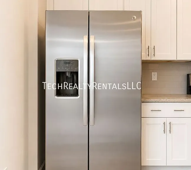 4419 Millennium Ave #1 — Photo 12