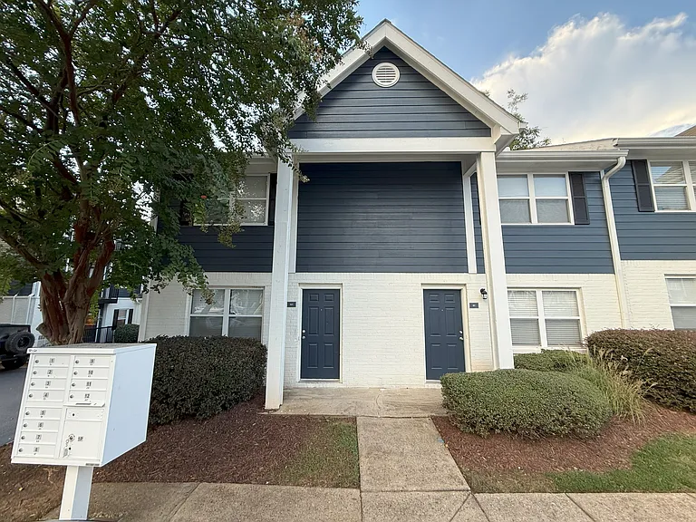 715 W Glenn Ave #60-B — Photo 1