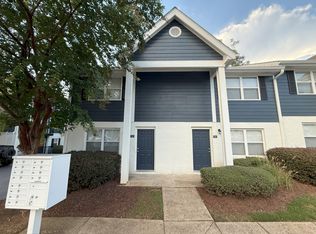 715 W Glenn Ave #60-B, Auburn, AL 36832