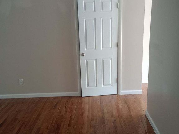 4th image of 106 Terrace Ct #1