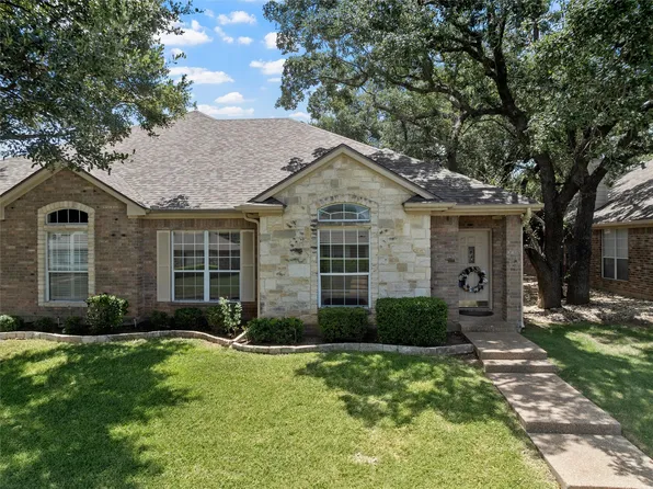 333 Old Mill Creek Dr, Woodway, TX 76712
