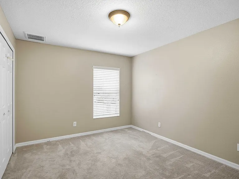57 Pine Dr — Photo 47