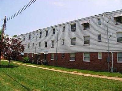 1st image of 325 Kenna Dr