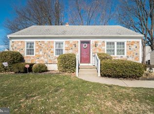 2224 Ferncroft Ave, Upper Chichester, PA 19061