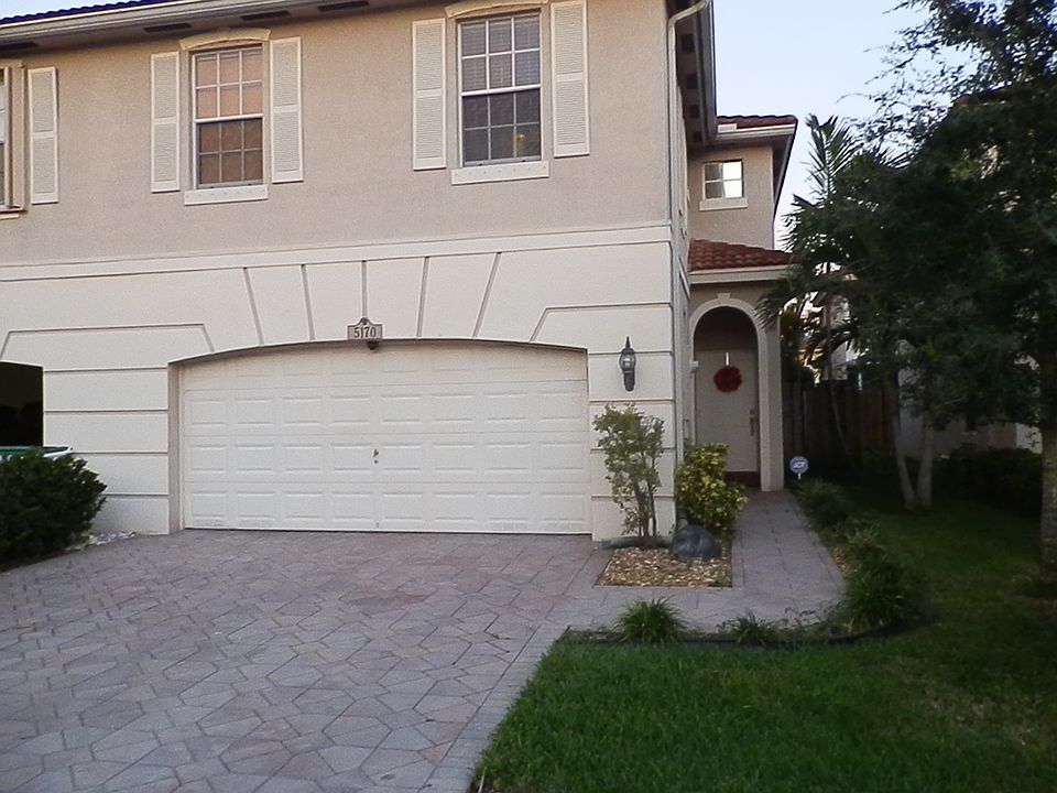 1st image of 5170 Stagecoach Dr