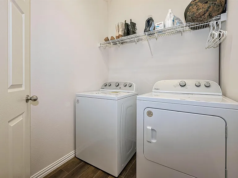 1007 Casting Springs Way — Photo 27