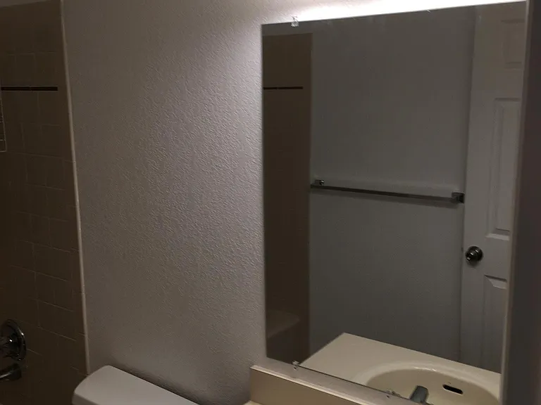 862 Charter Oak Ct — Photo 18