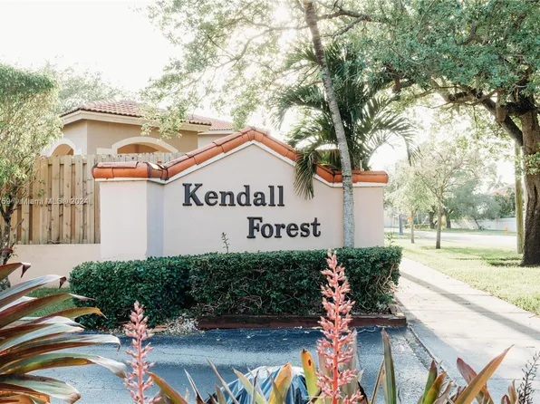 11800 SW 80th St APT 113, Miami, FL 33183