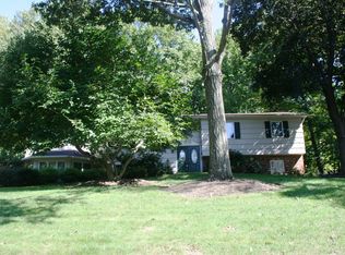 1 Cherry Ln, Pomona, NY 10970