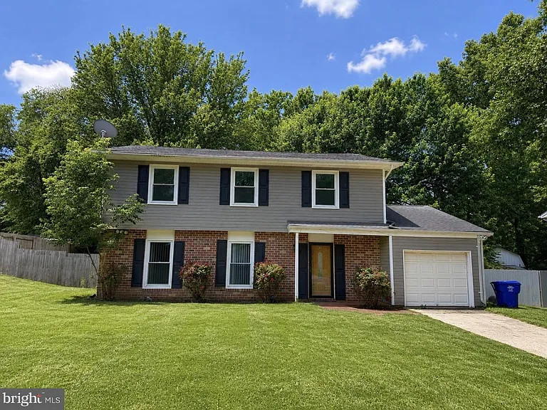2063 Red Spruce Ct — Photo 1
