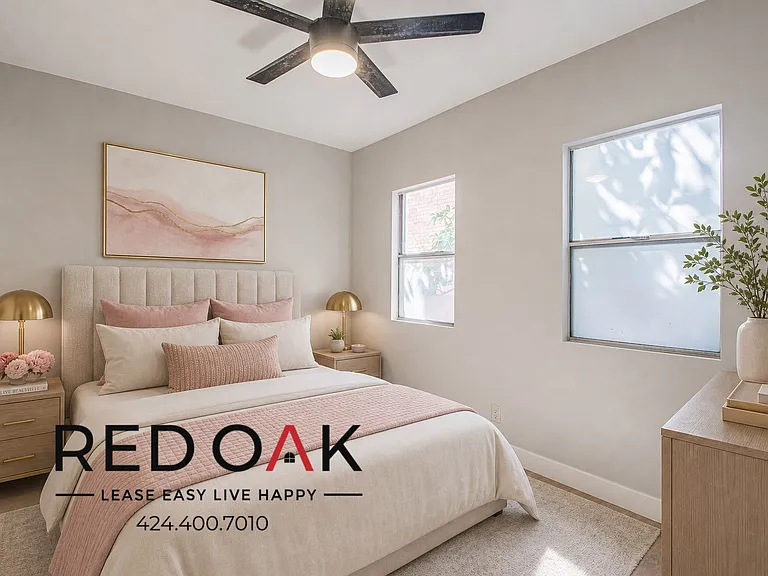 424 E 20th St #424.5 — Photo 3