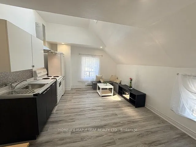 8 John St #A — Photo 3
