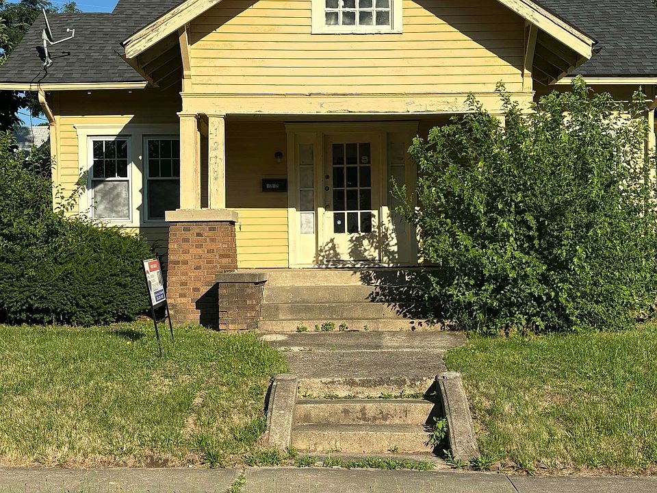 1st image of 1212 N Granville Ave