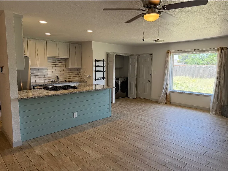 604 Beckley Dr — Photo 9