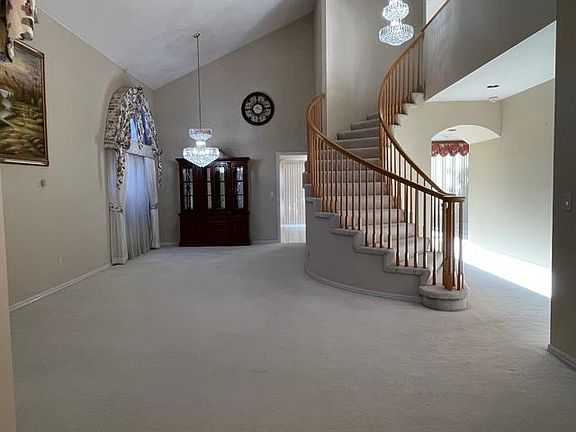 2nd image of 353 Silverlake Ct