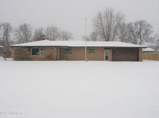 2725 Horton Ct, Niles, MI 49120