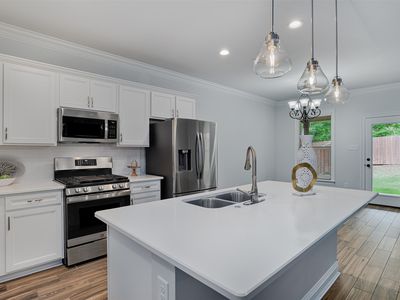 50 Crowder Dr, Benton, LA, 71006