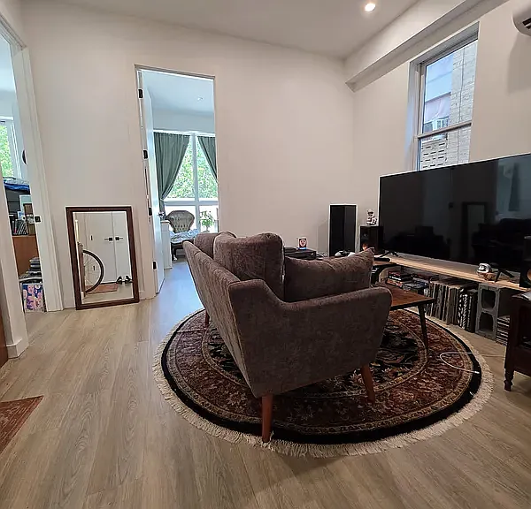 313 Linden St #2B — Photo 5