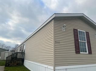 8445 Gigi #310, Newport, MI 48166