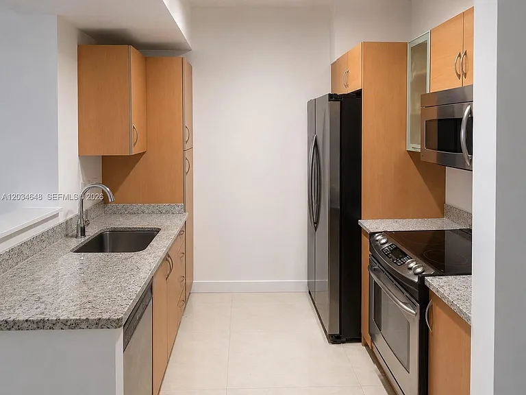 18800 NE 29th Ave #305 — Photo 1