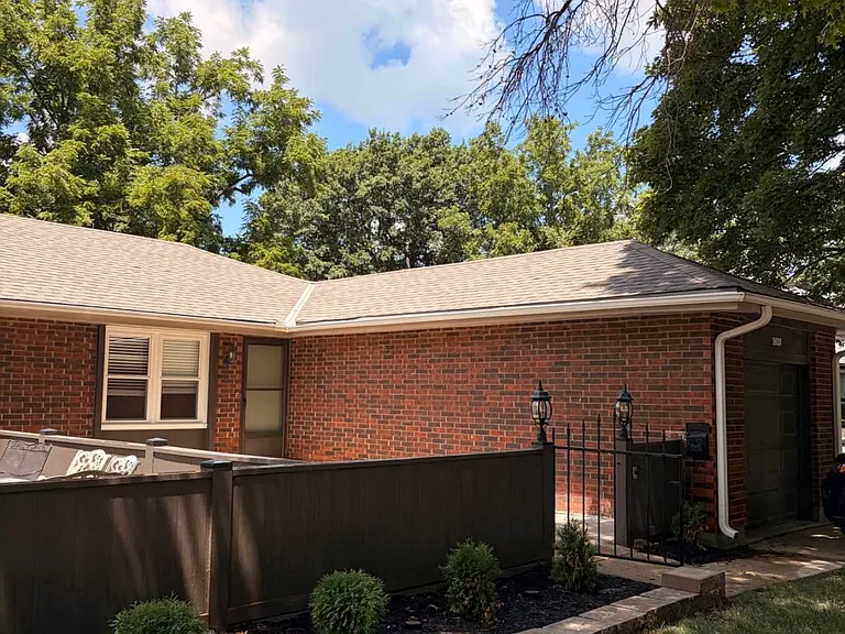 1620 Harvard Ave — Photo 12