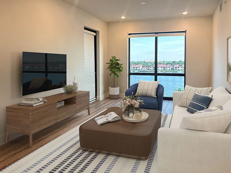 Bimini Square Apartments — Photo 43
