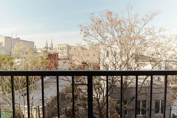 Rented by MySpaceNYC | media 31